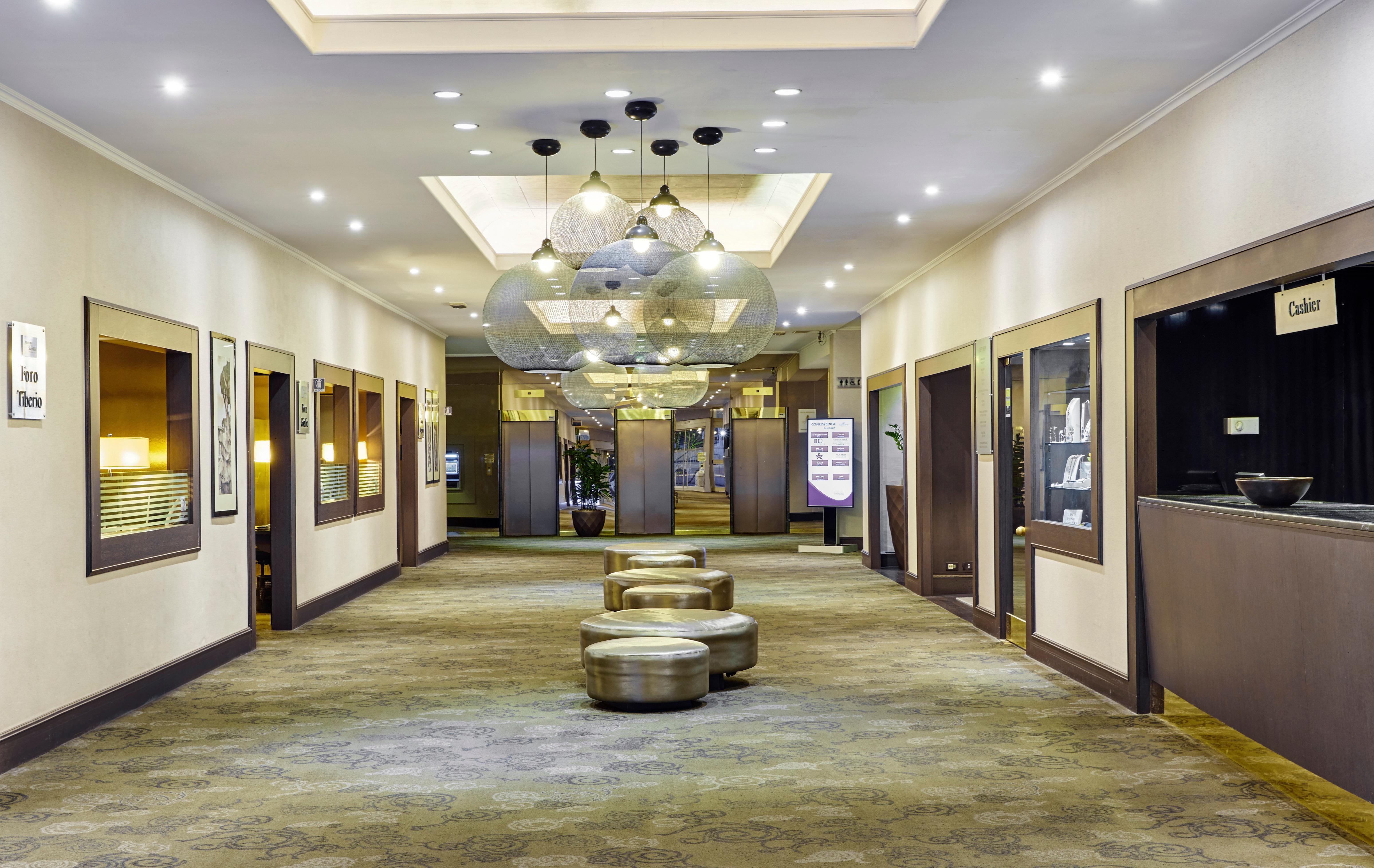 Crowne Plaza Rome St. Peter'S By Ihg Hotel Ngoại thất bức ảnh