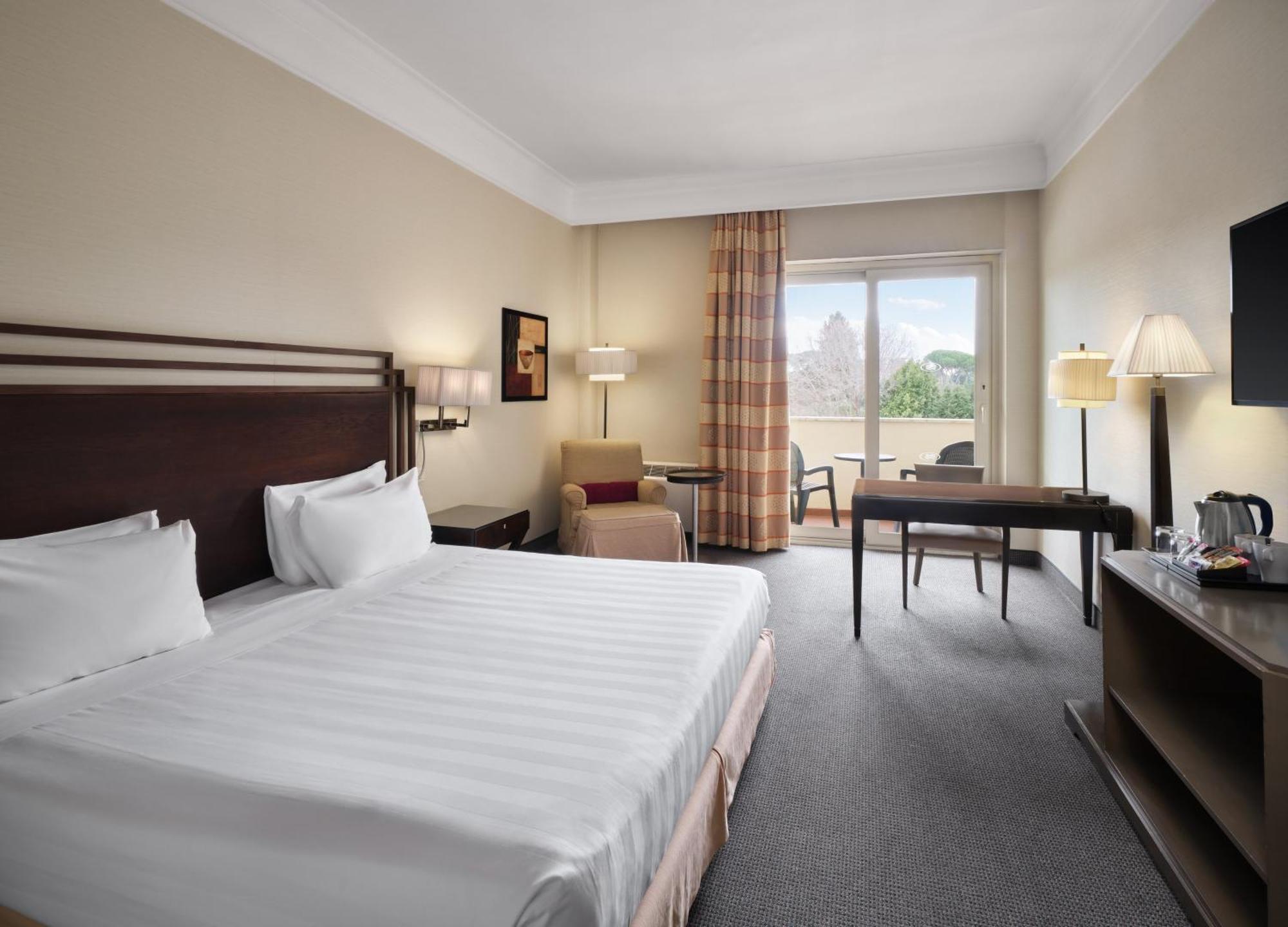 Crowne Plaza Rome St. Peter'S By Ihg Hotel Ngoại thất bức ảnh