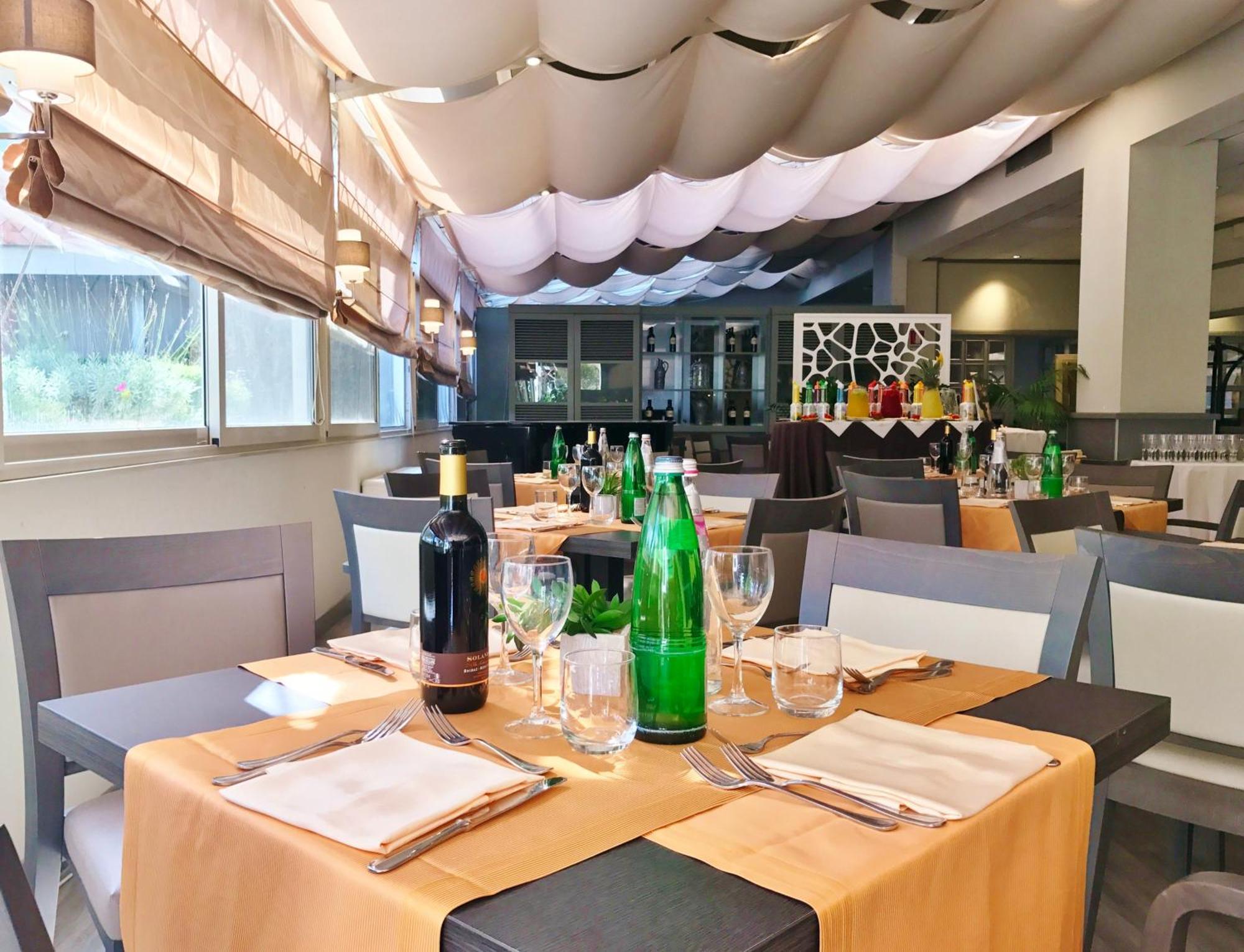 Crowne Plaza Rome St. Peter'S By Ihg Hotel Ngoại thất bức ảnh