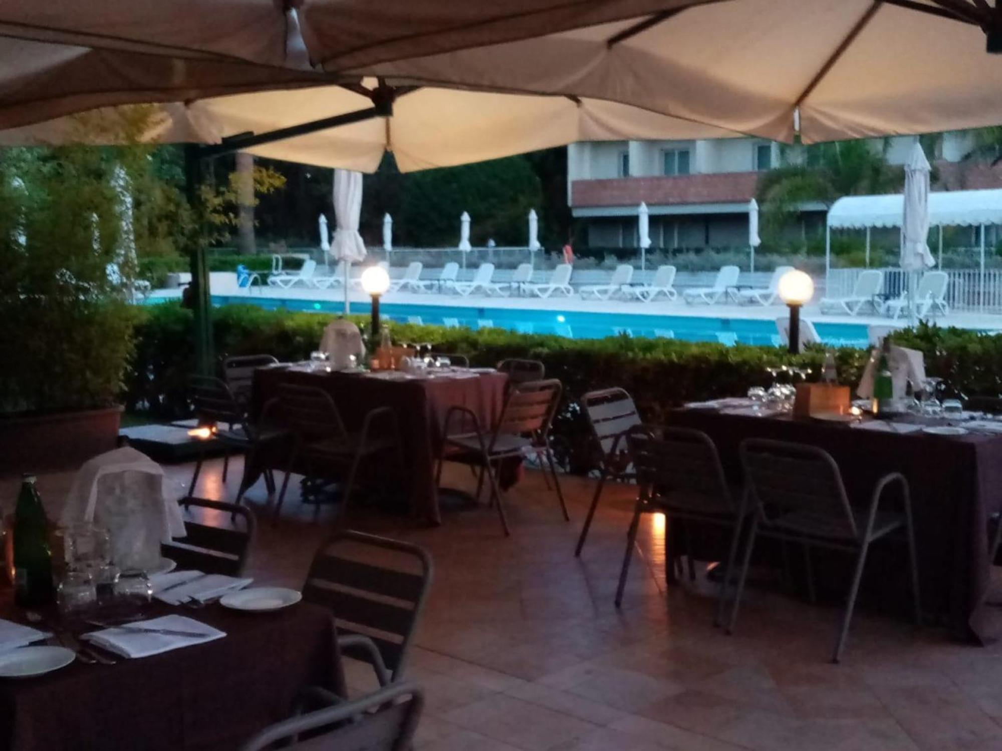 Crowne Plaza Rome St. Peter'S By Ihg Hotel Ngoại thất bức ảnh