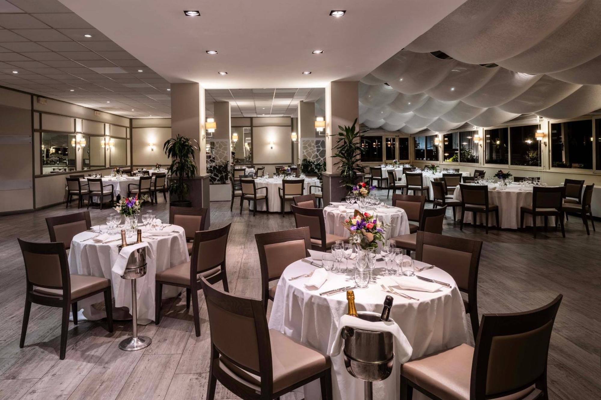 Crowne Plaza Rome St. Peter'S By Ihg Hotel Ngoại thất bức ảnh