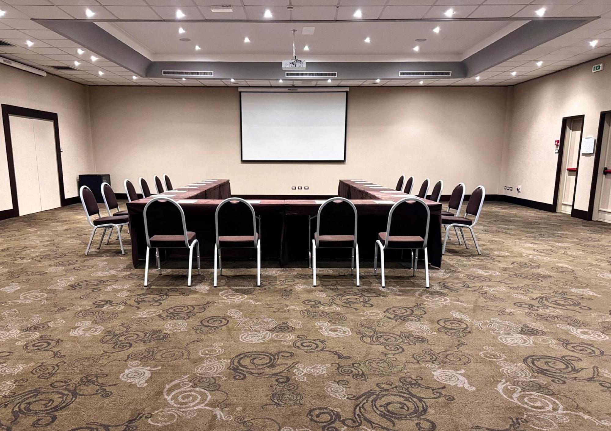 Crowne Plaza Rome St. Peter'S By Ihg Hotel Ngoại thất bức ảnh