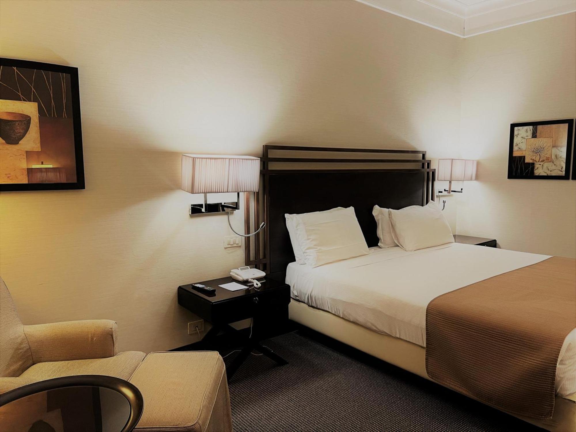 Crowne Plaza Rome St. Peter'S By Ihg Hotel Ngoại thất bức ảnh